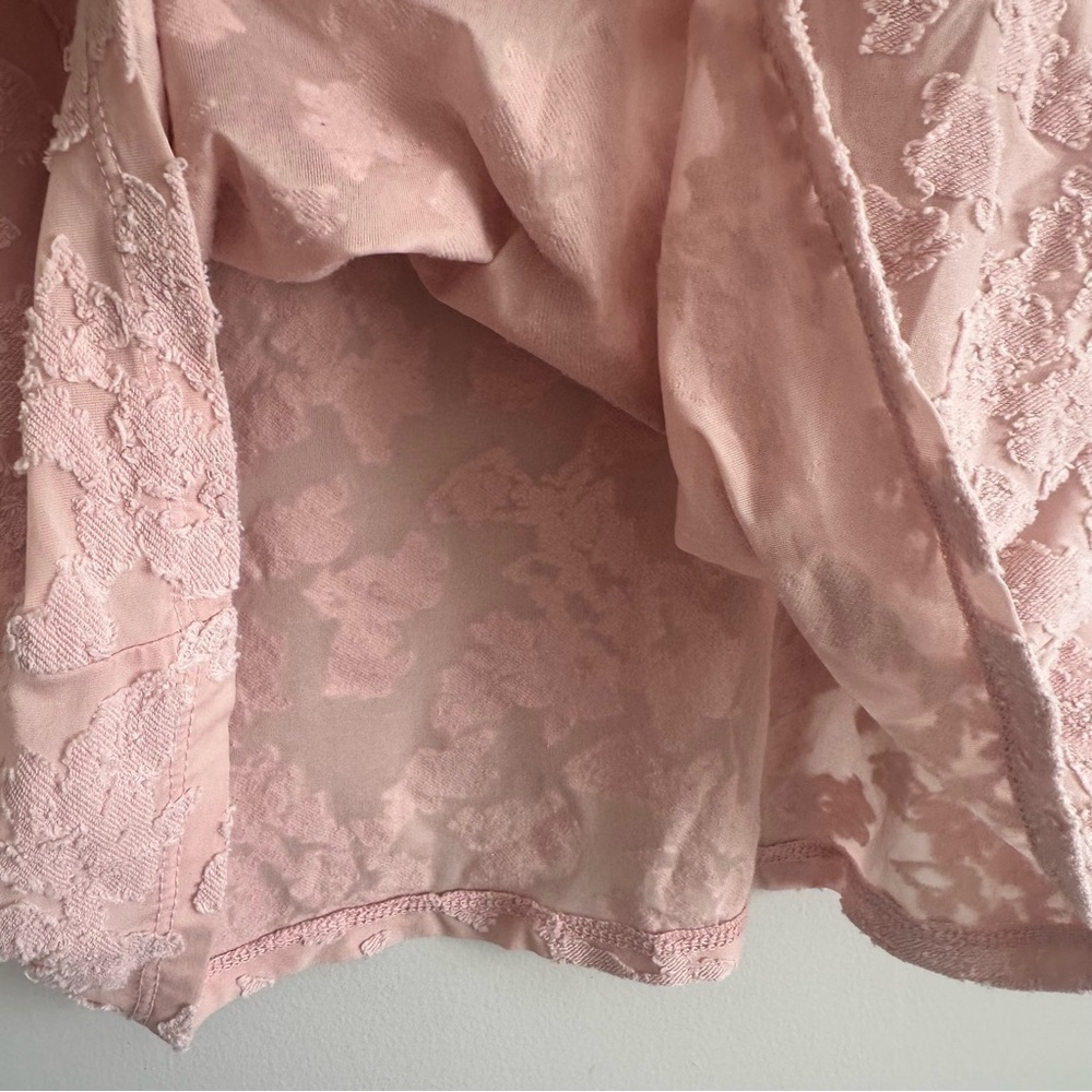 Aritzia Wilfred Pink Floral T-Shirt Size Small - Picture 4 of 6